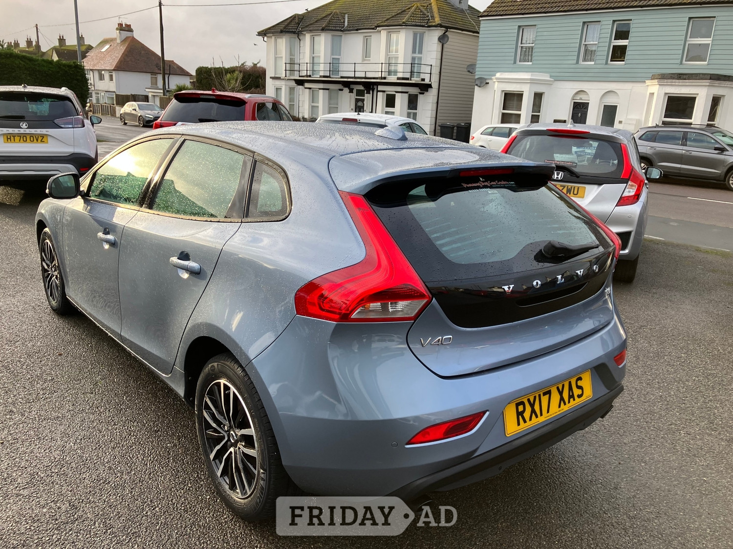 [ berth ]Volvo V40