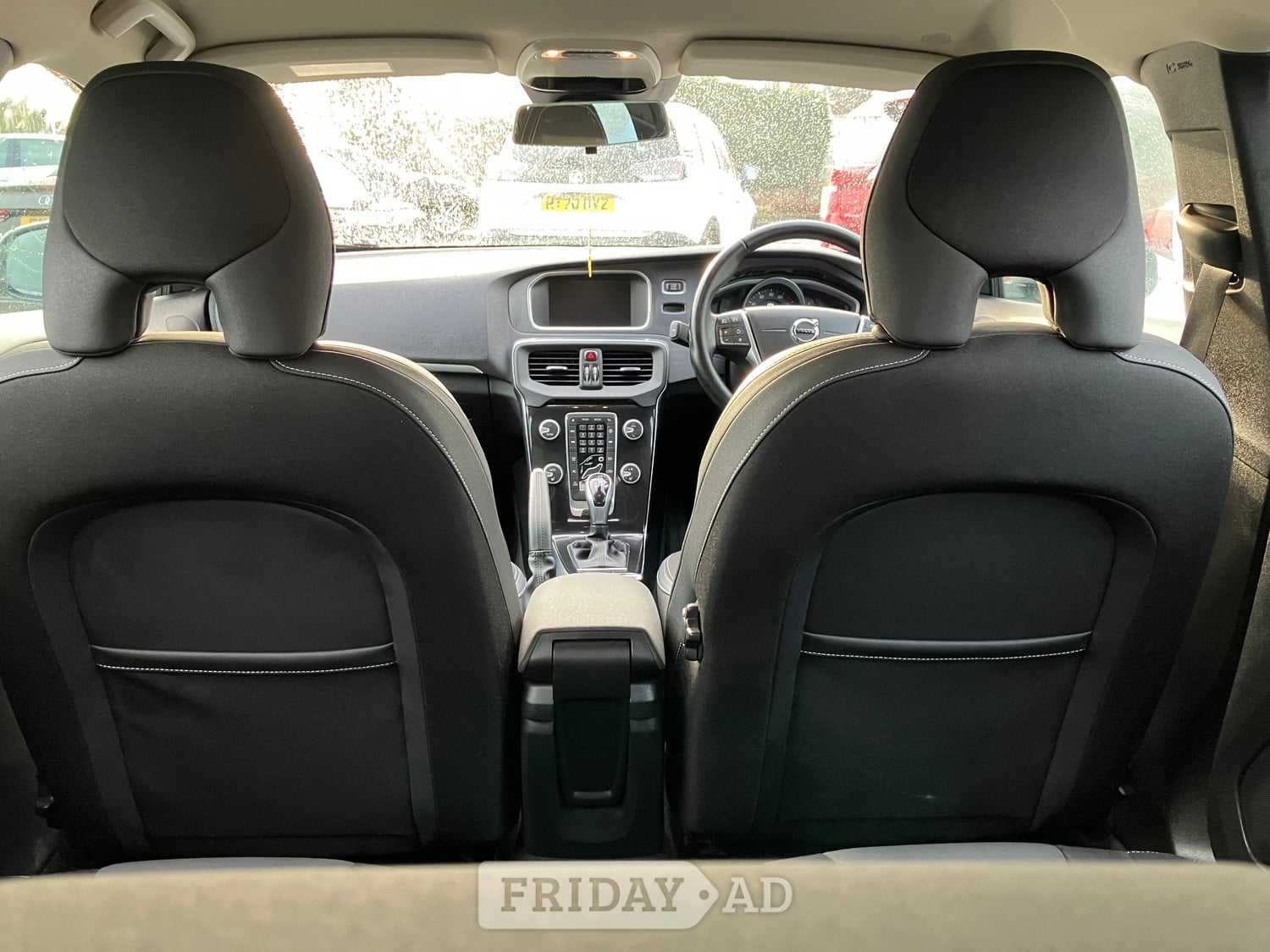 Volvo V40 2017 - Cars in Pevensey