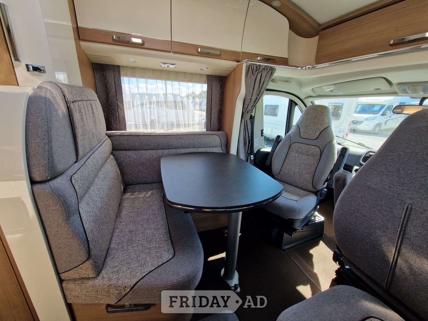 Malibu T 430 LE 2022 for sale - Motorhomes & Caravans in Highbridge