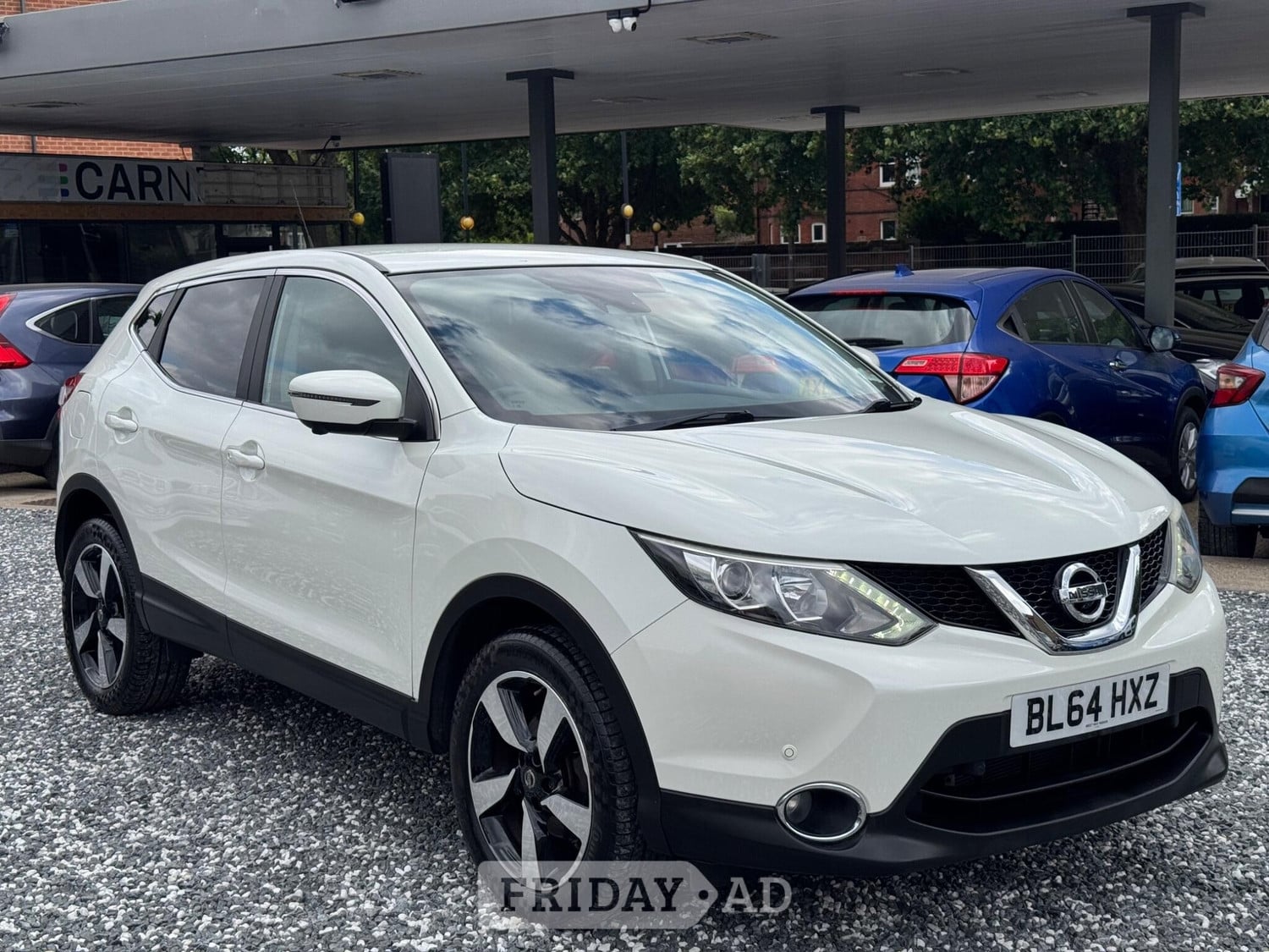 Nissan Qashqai 2015 - Cars