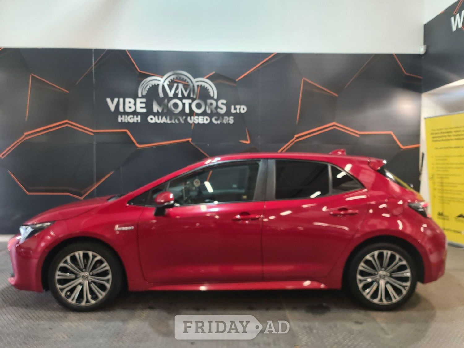 Toyota Corolla 2019 - Cars in Harrow
