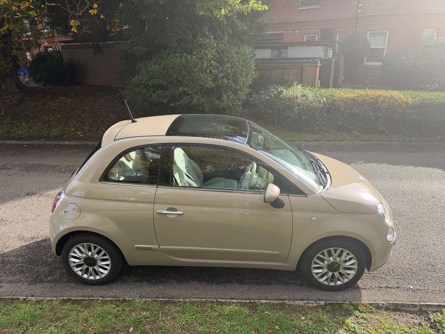 Fiat 500 2015 - Cars in Leatherhead