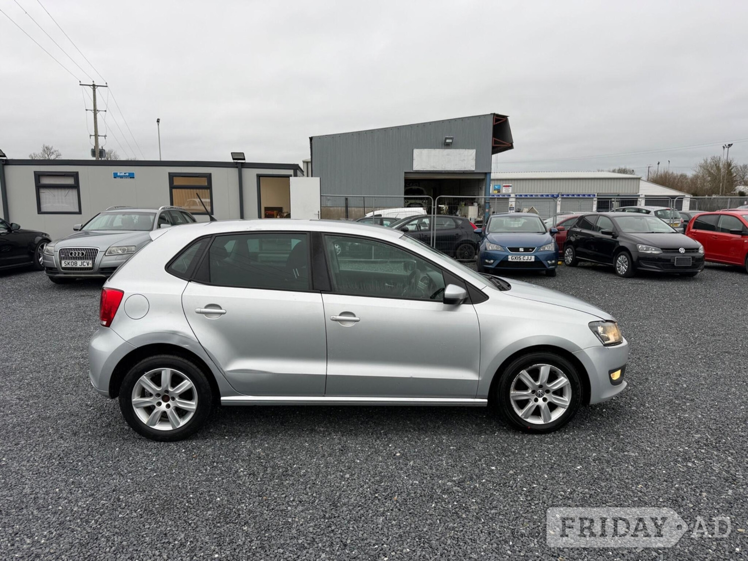 [ berth ]Volkswagen Polo