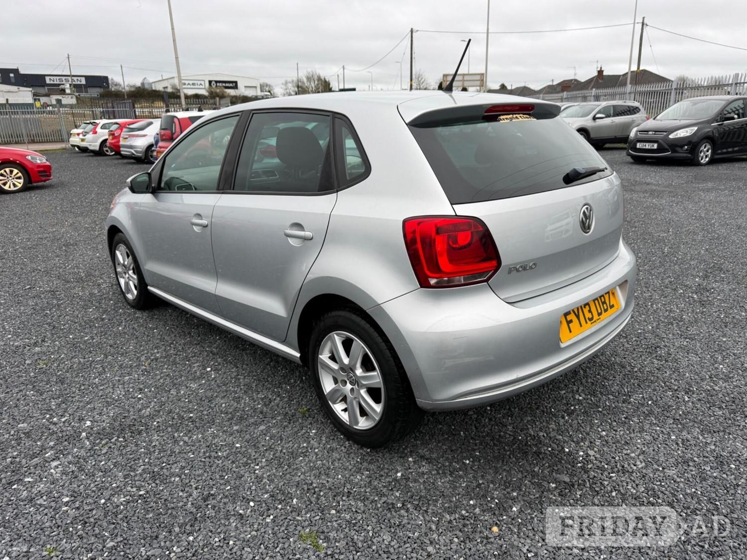 Volkswagen Polo 2013 - Cars
