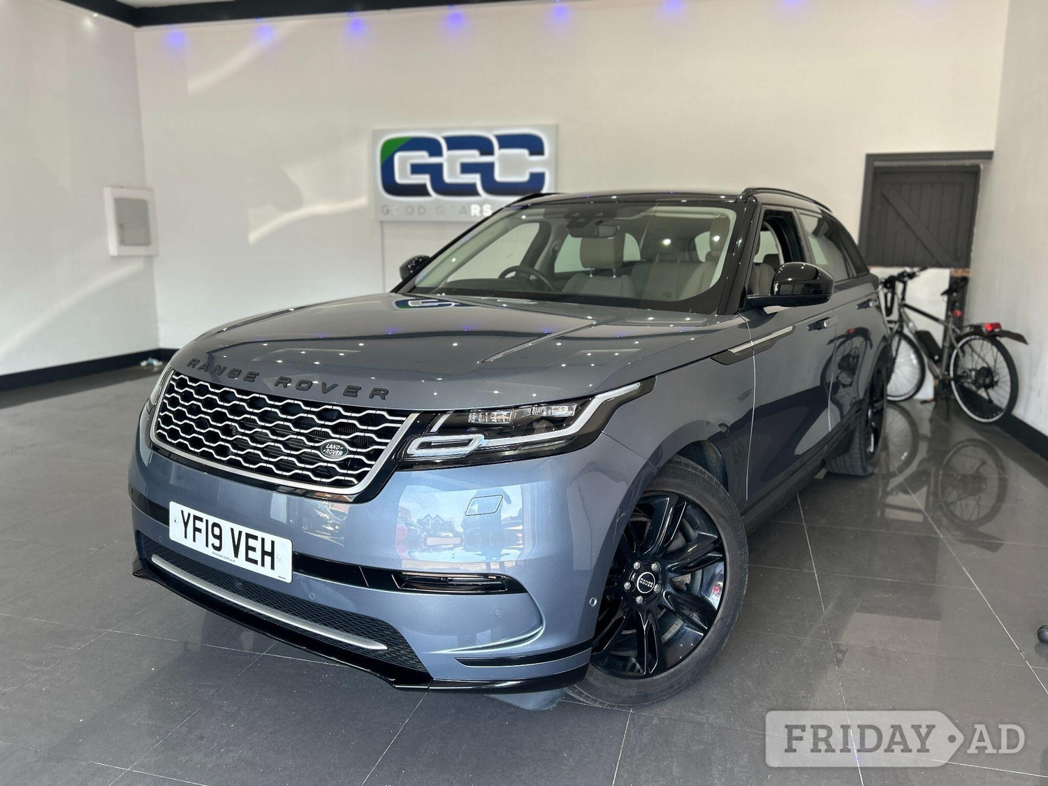 Land Rover Range Rover Velar 2019 in Stockport