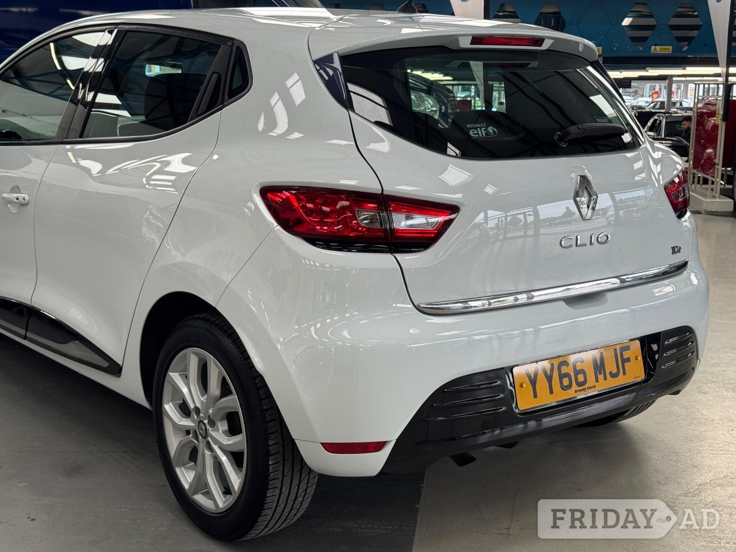 Renault Clio 2016 - Cars