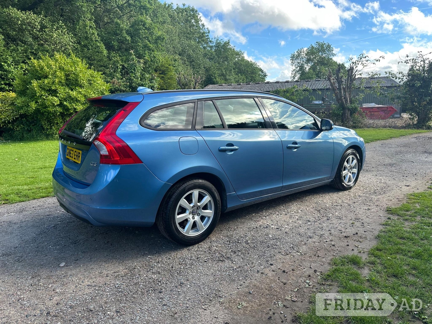 Volvo V60 Westerham