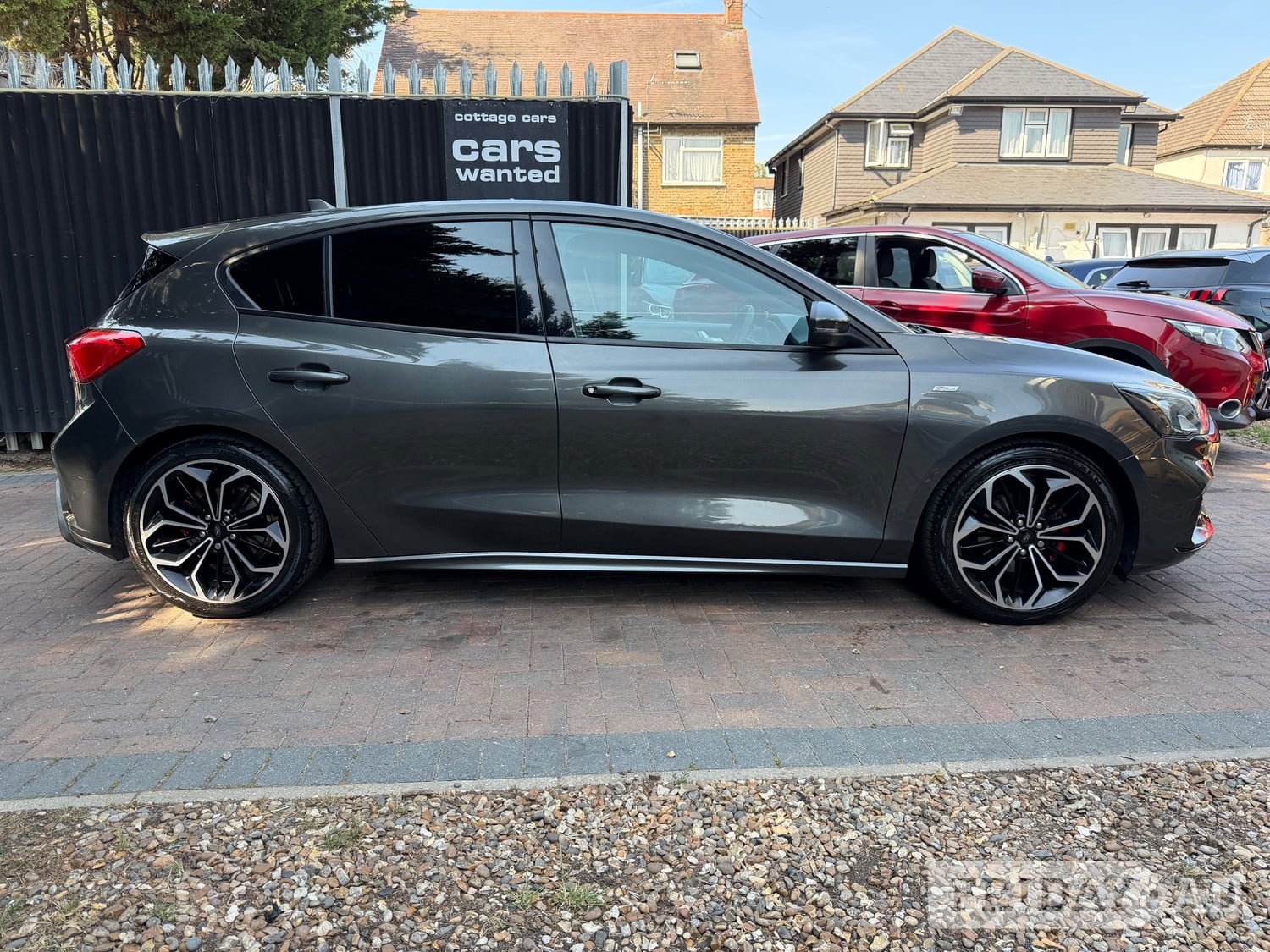 Ford Focus 2019 - Cars in Hayes