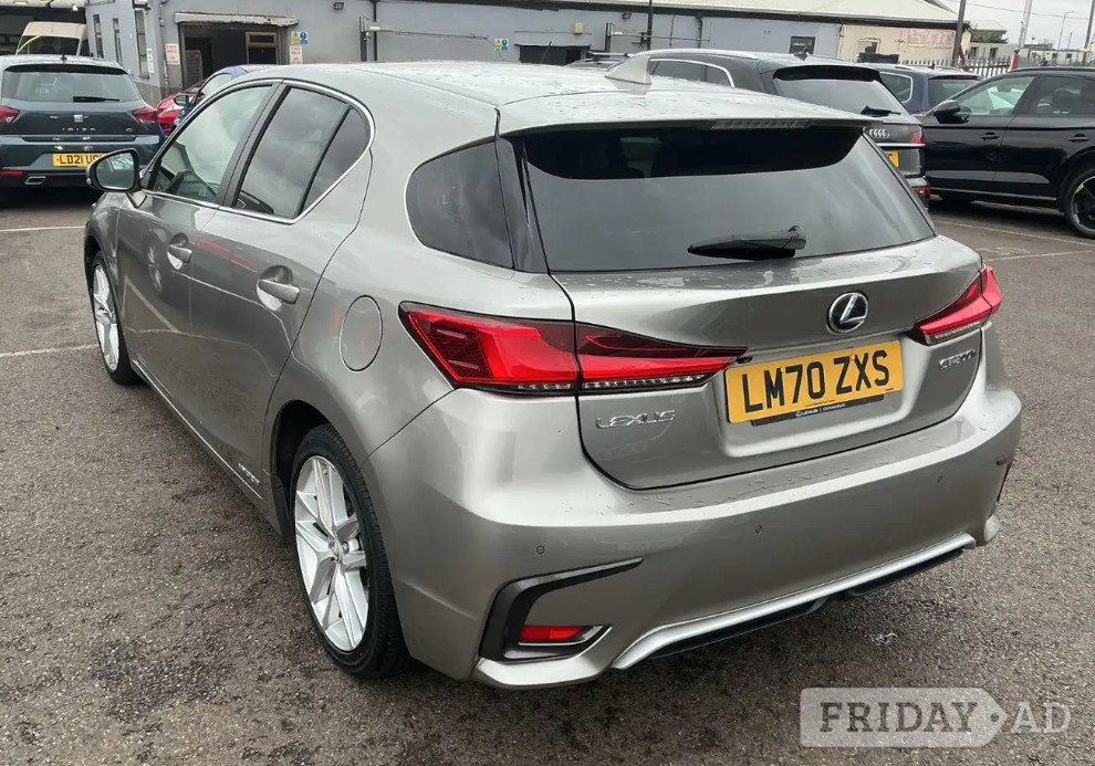 [ berth ]Lexus CT