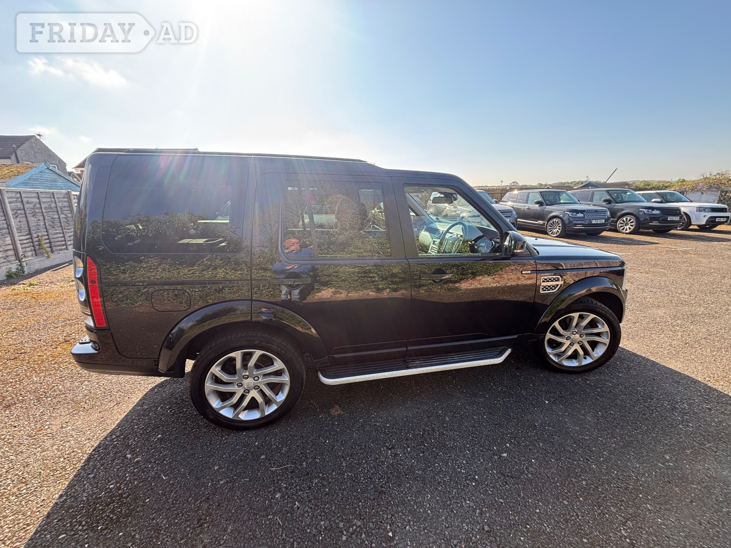 Land Rover Discovery 4 2015 - Cars in Longfield