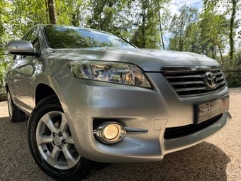 Toyota RAV4 2011