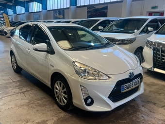 Toyota Aqua 2015