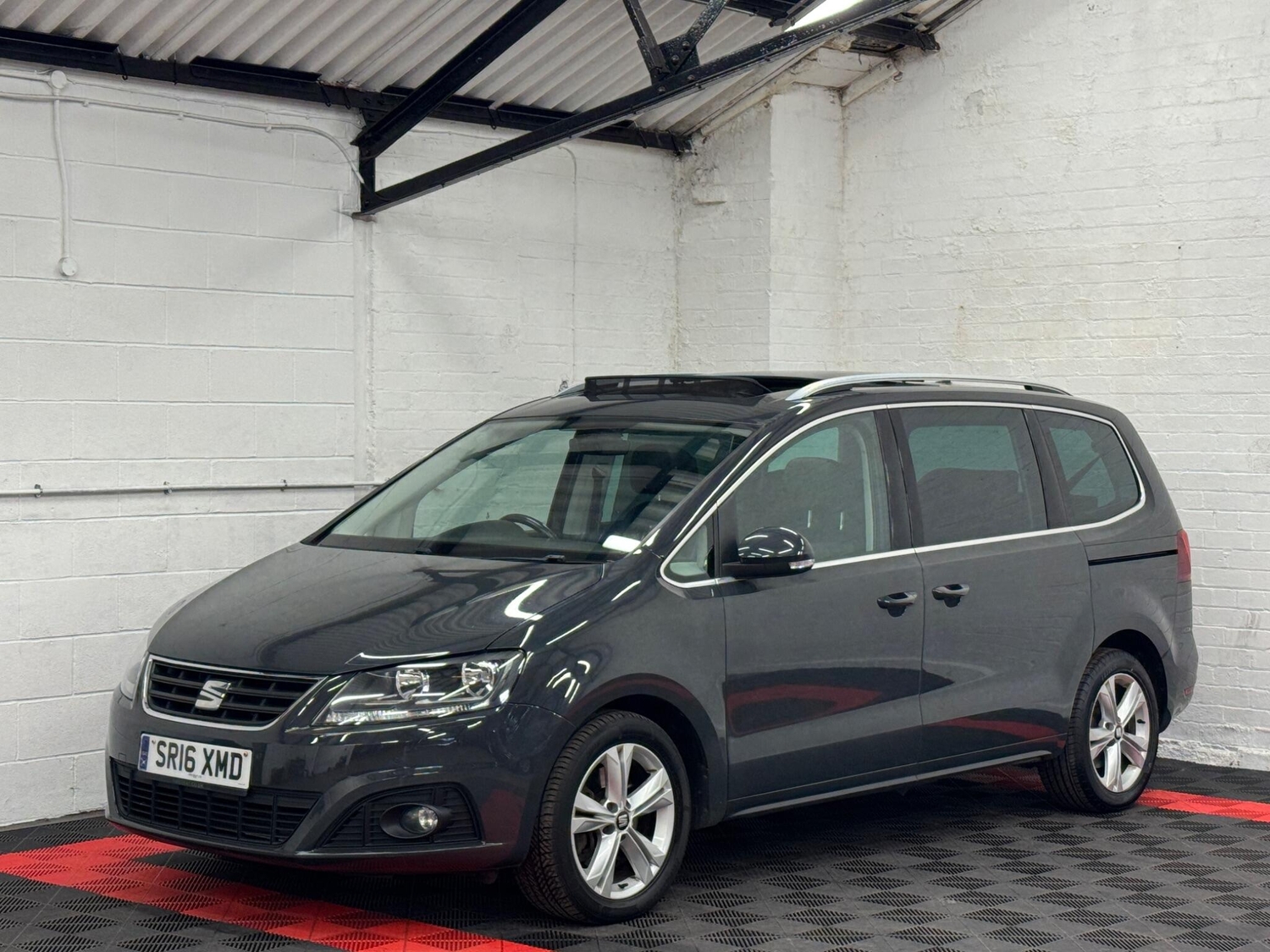 SEAT Alhambra 2016 - Cars