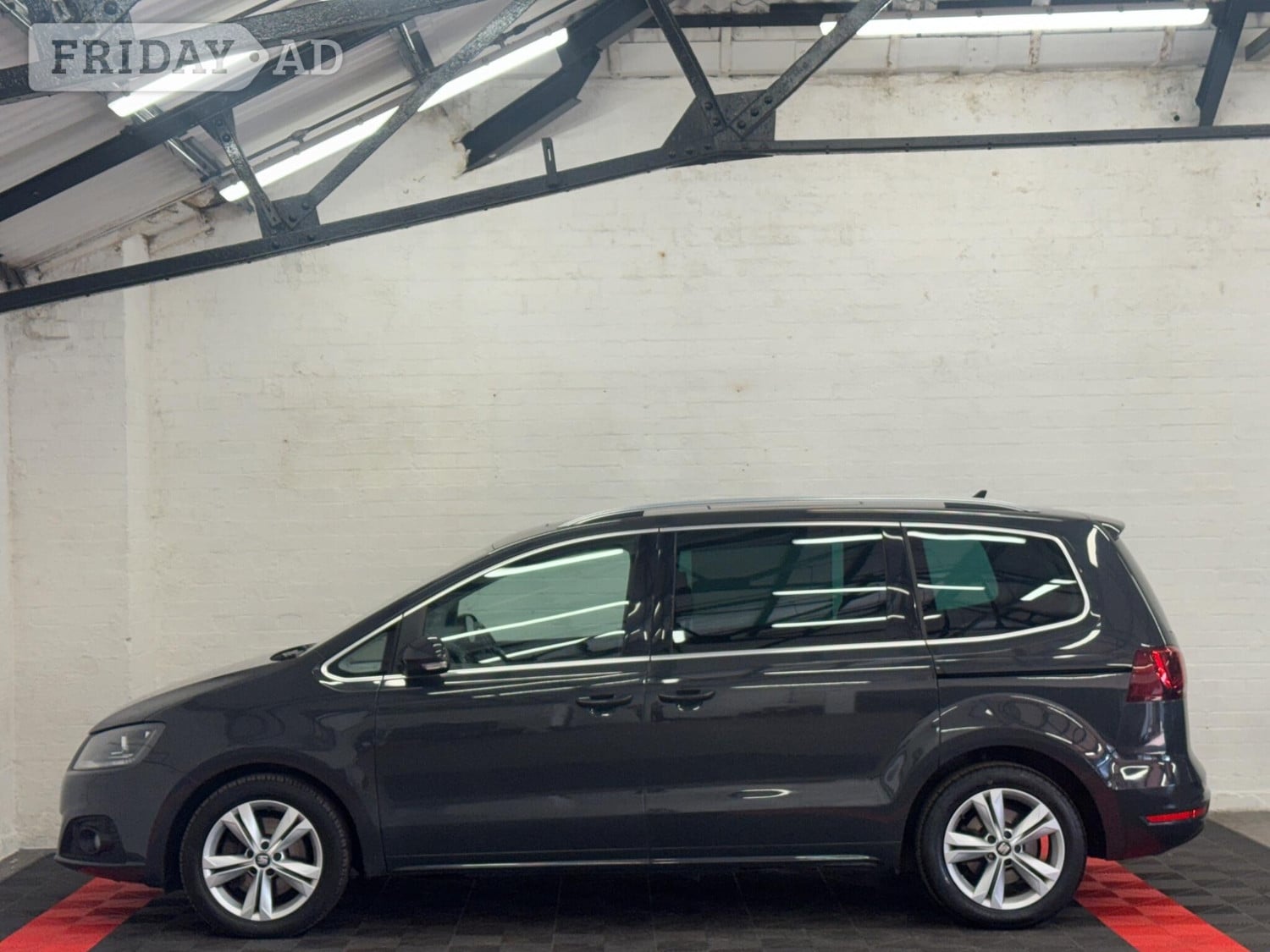 [ berth ]SEAT Alhambra