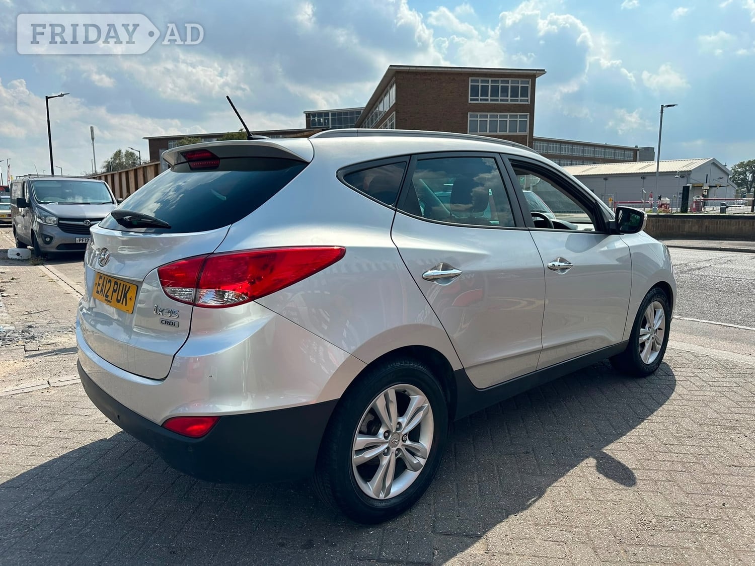 Hyundai ix35 2012 - Cars in Slough