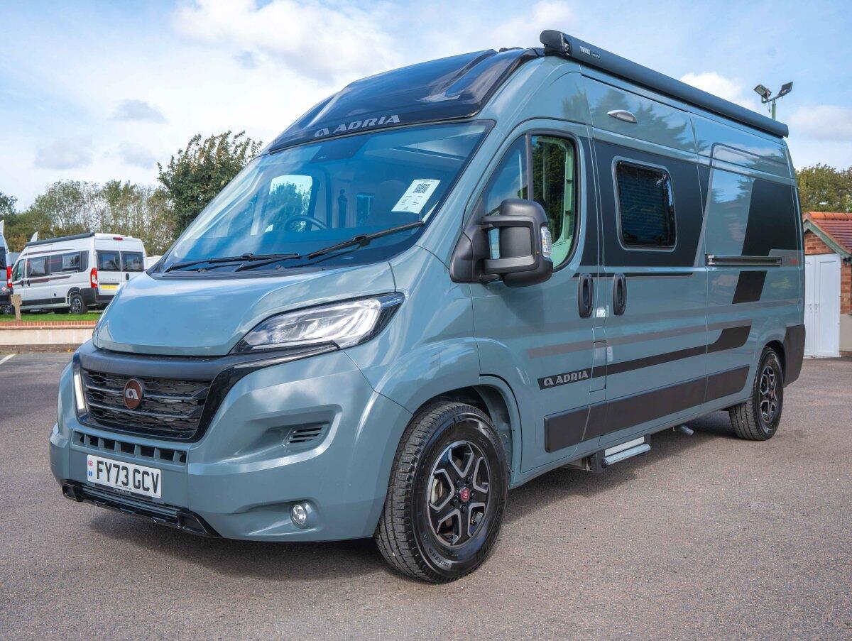 Adria Twin Supreme 600 SPB 2026 for sale - Motorhomes & Caravans in Newark