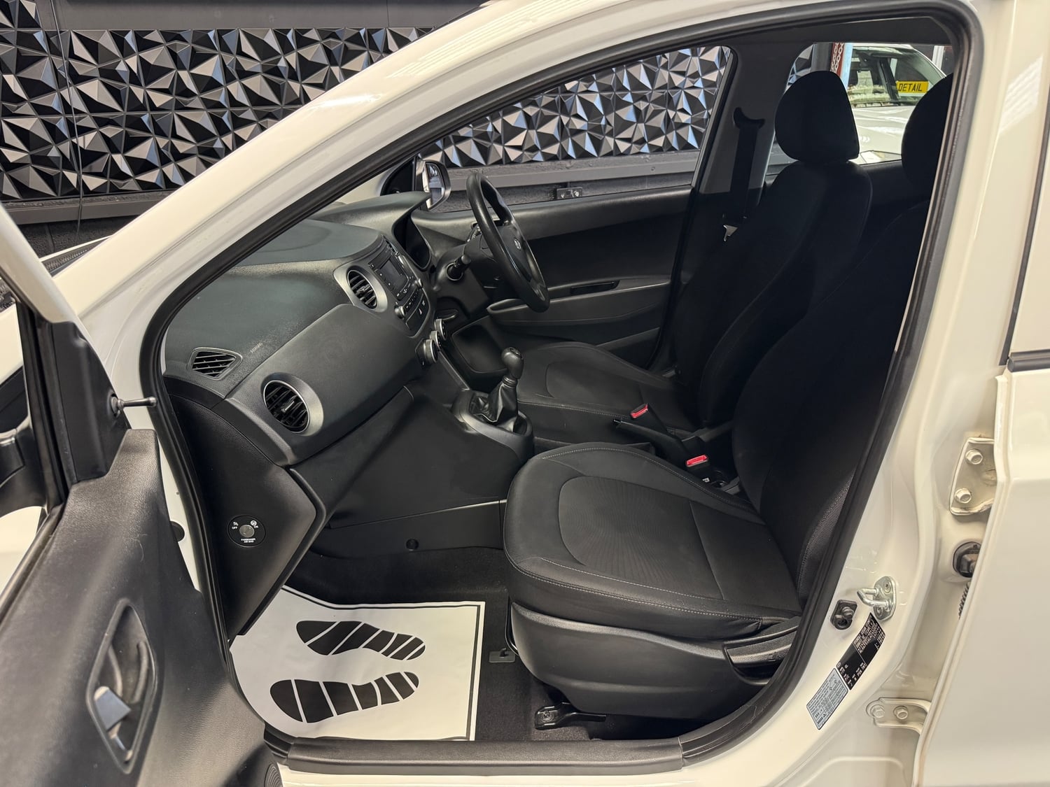 Hyundai i10 2017 - Cars in Sutton Coldfield