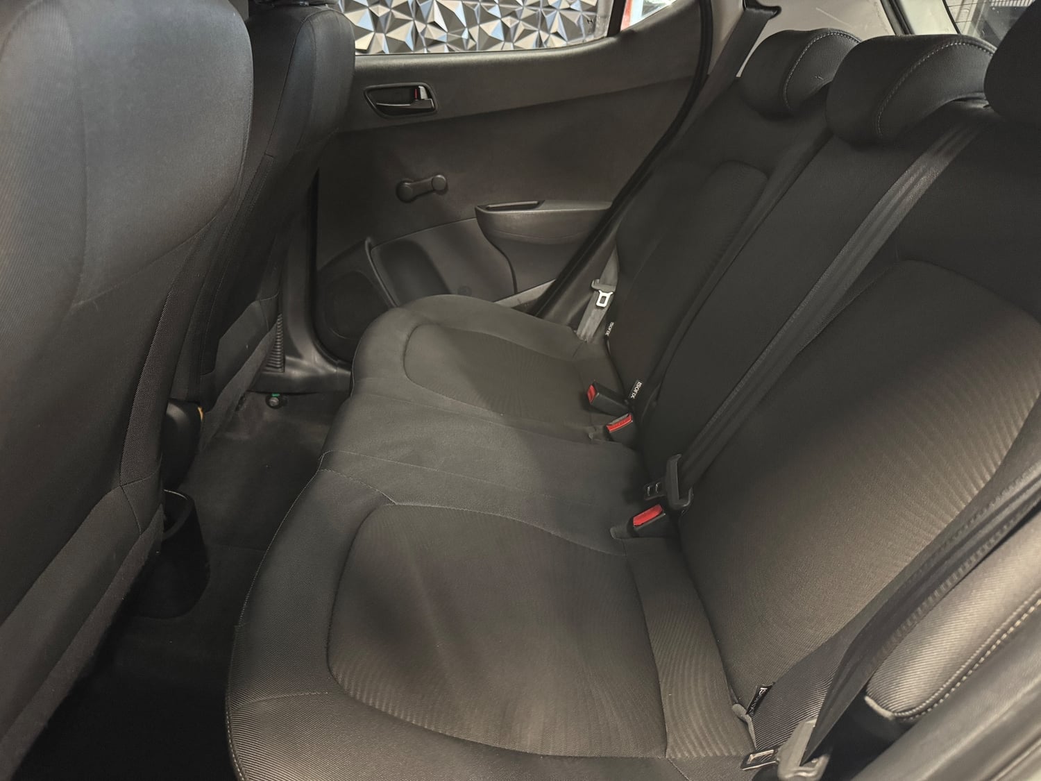 Hyundai i10 2017 - Cars