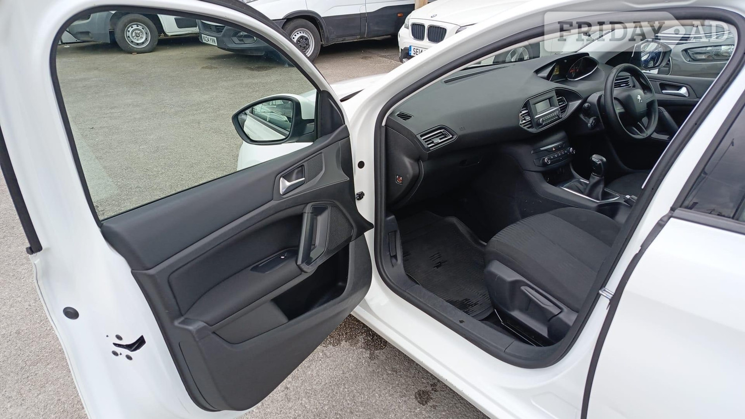 Peugeot 308 2019 - Cars