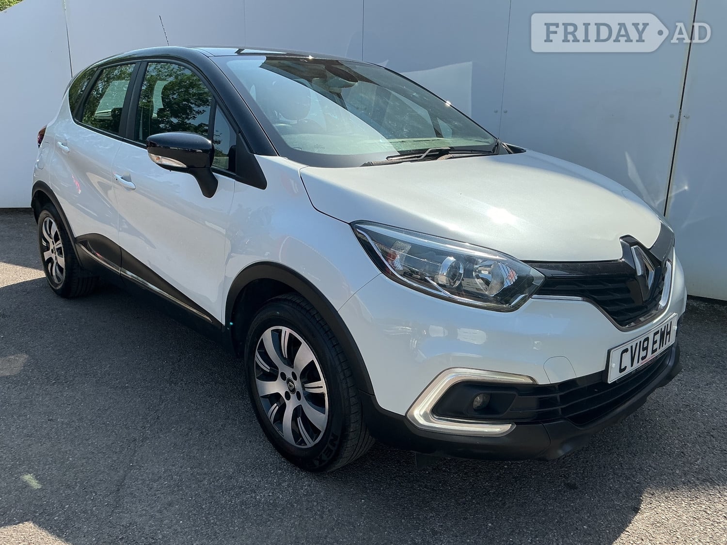 Renault Captur 2019 - Cars in Porth
