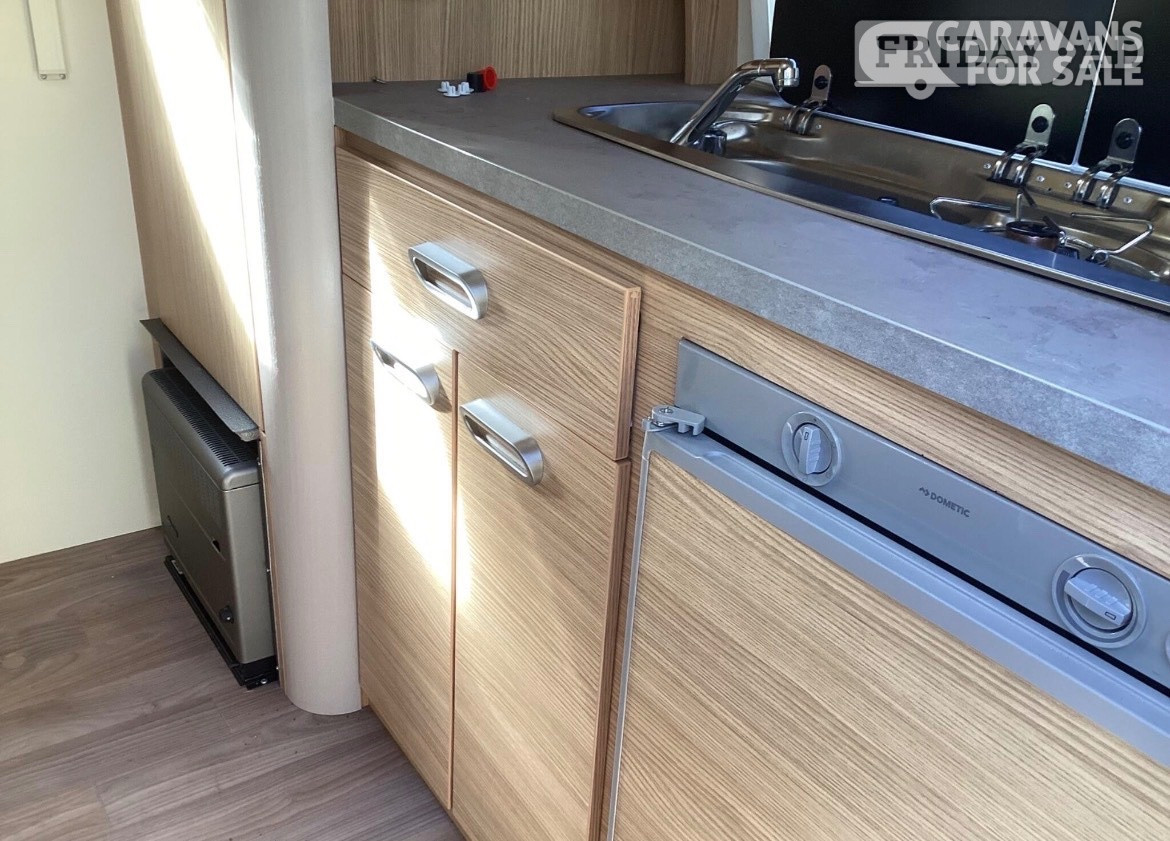 T@B 320 2018 - Motorhomes & Caravans