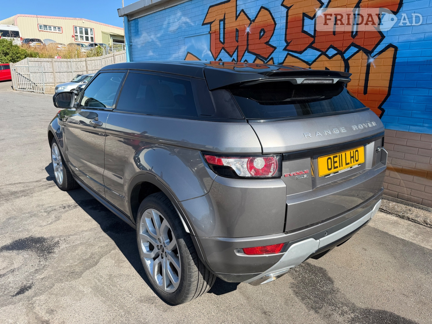 [ berth ]Land Rover Range Rover Evoque