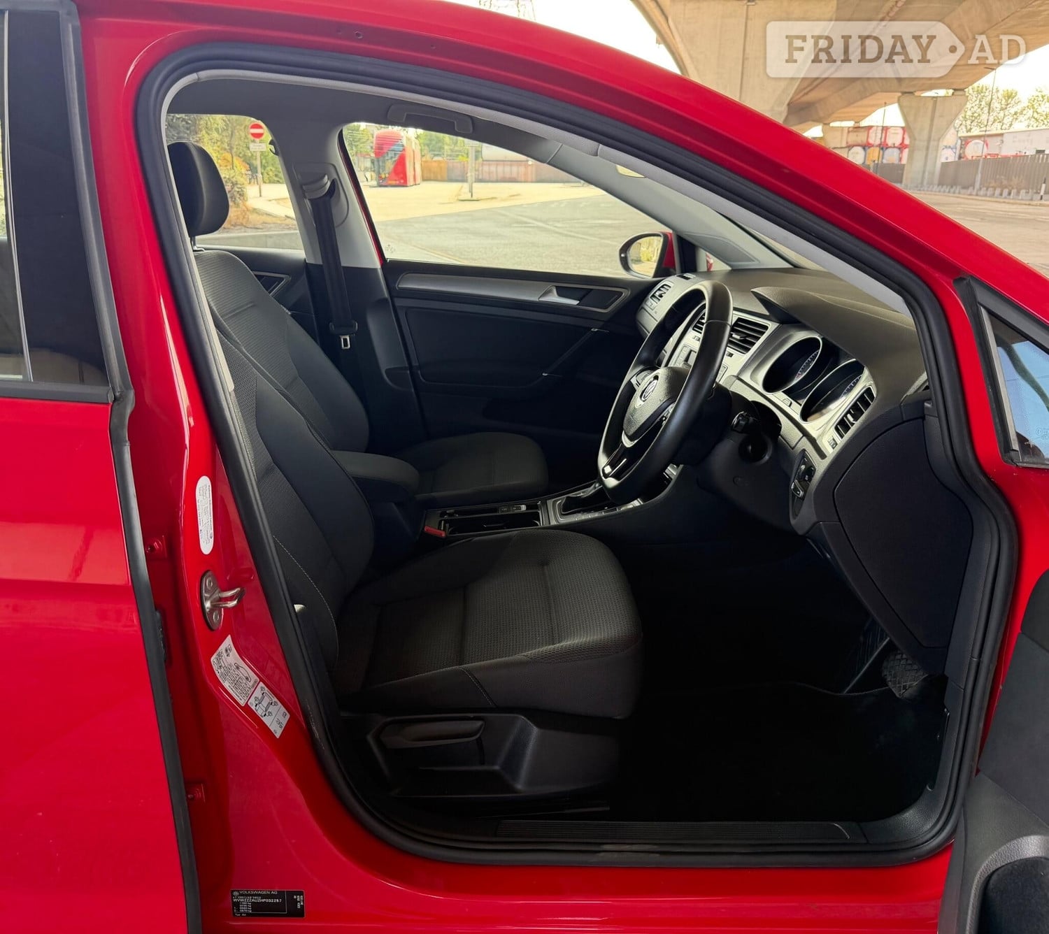 Volkswagen Golf 2016 - Cars in Havering