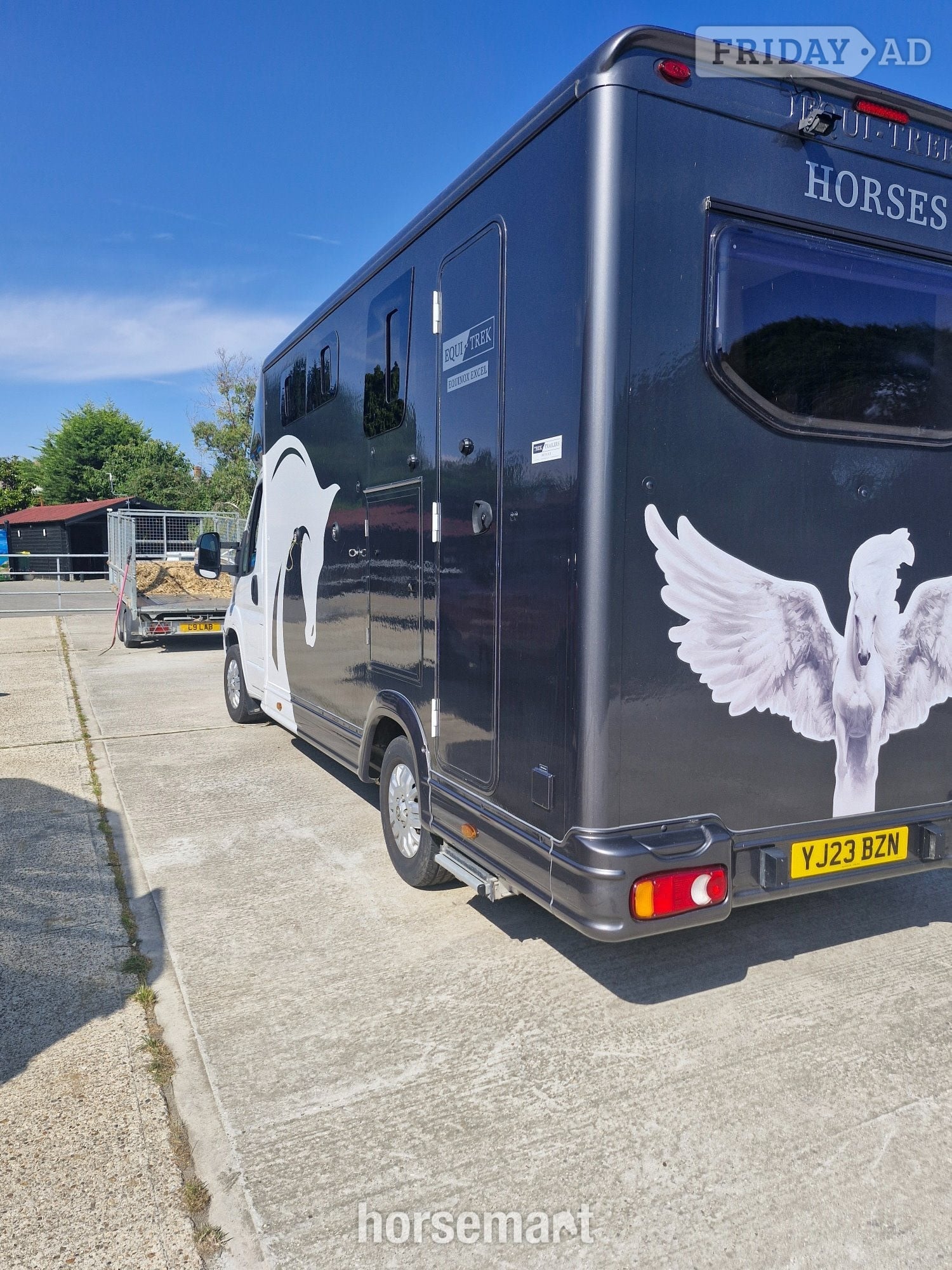 [ berth ]Equi-Trek Equinox Excel