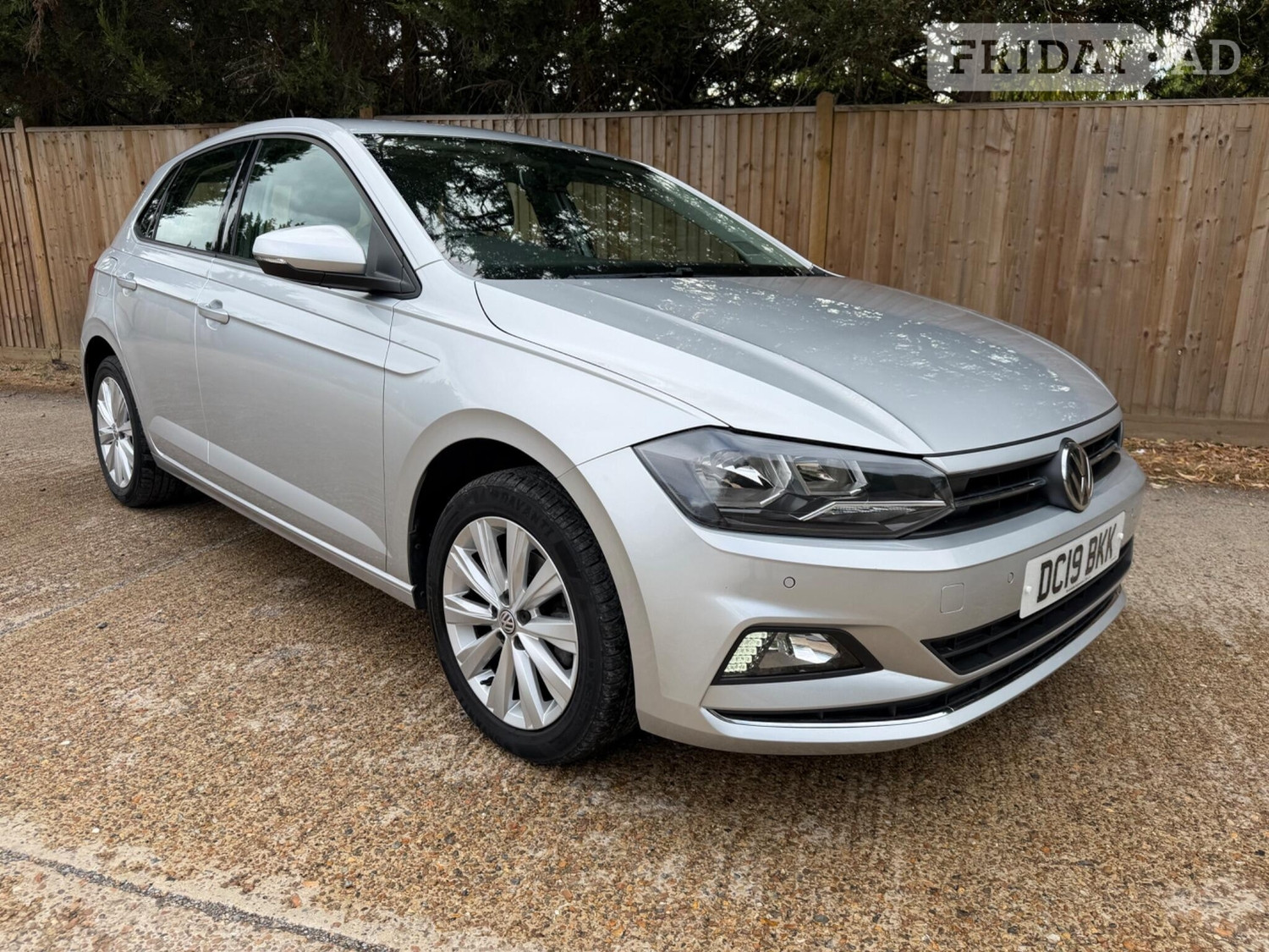 Volkswagen Polo 2019 - Cars