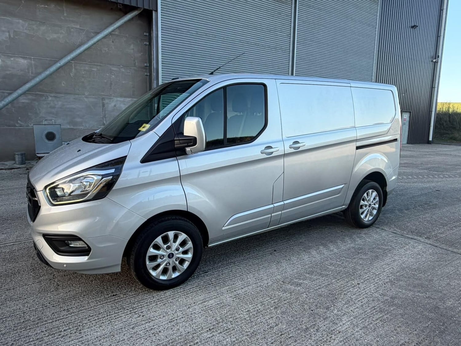 Ford Transit Custom 2019 - Vans & Commercial Vehicles