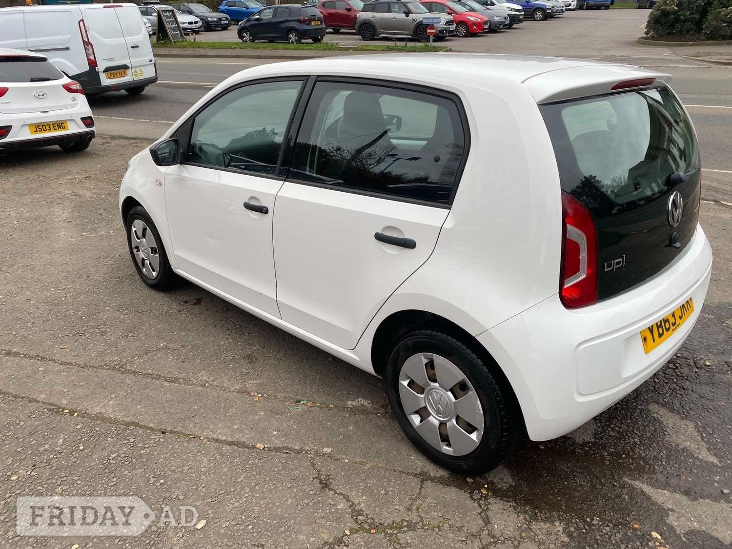 [ berth ]Volkswagen Up