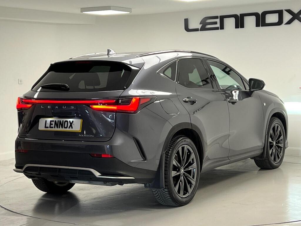 Lexus NX 2022 - Cars