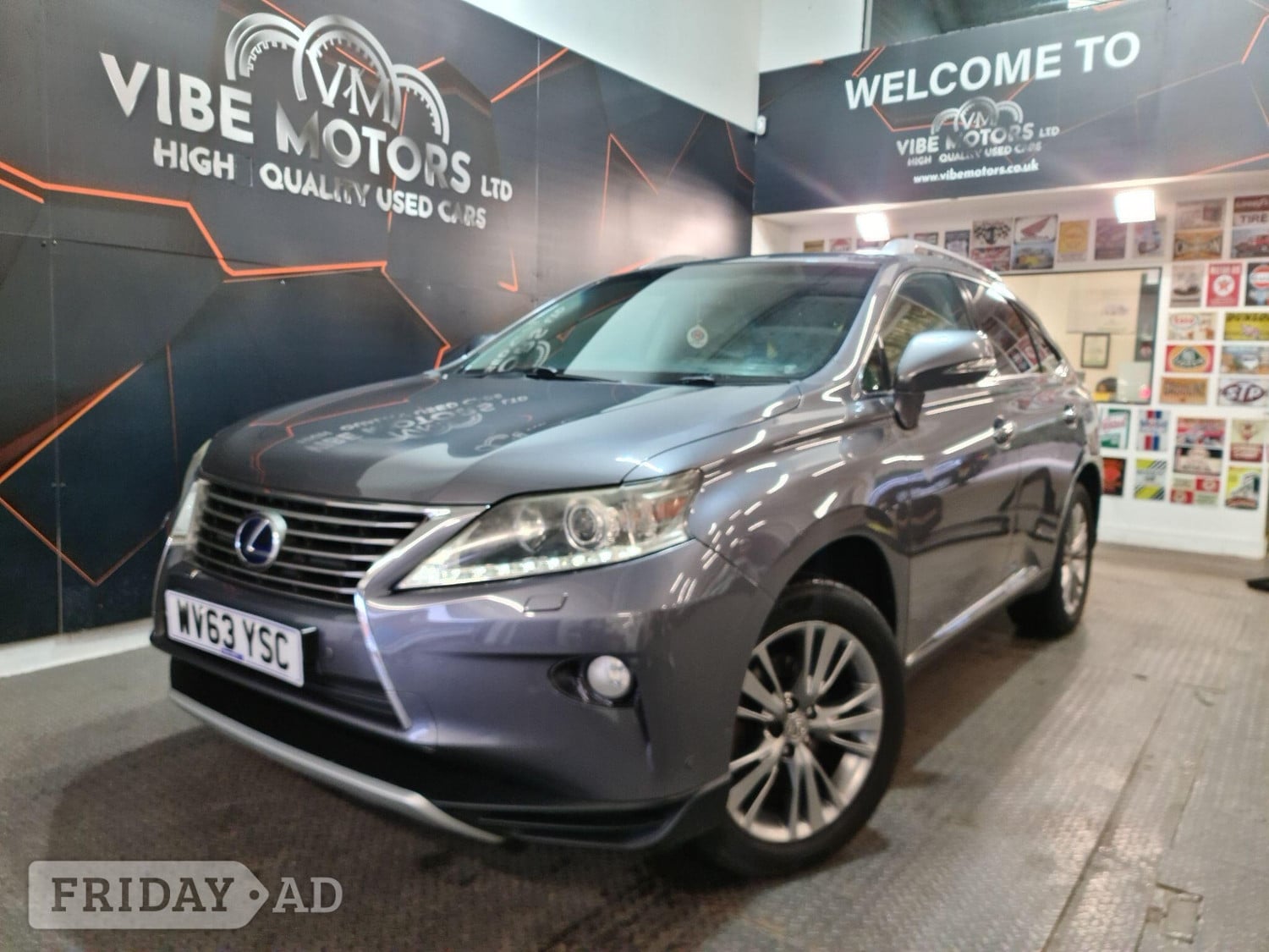Lexus RX 2013 in Harrow