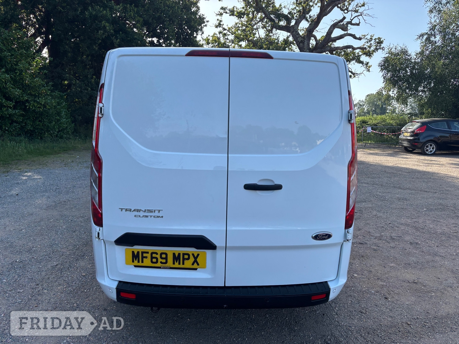 Ford Transit Custom 2019 - Vans & Commercial Vehicles in Dorking