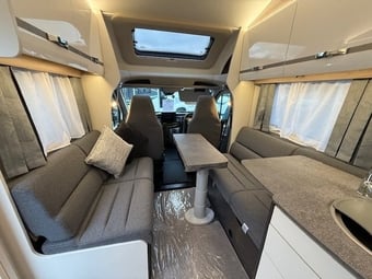 Swift Voyager 584 2026 for sale