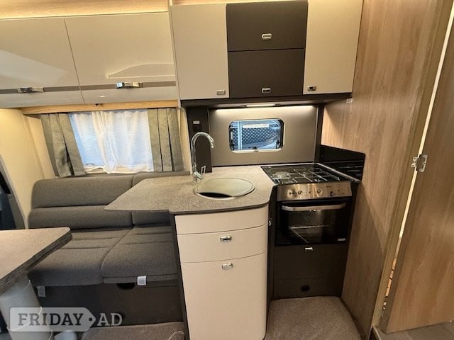 [ berth ]Swift Voyager 584