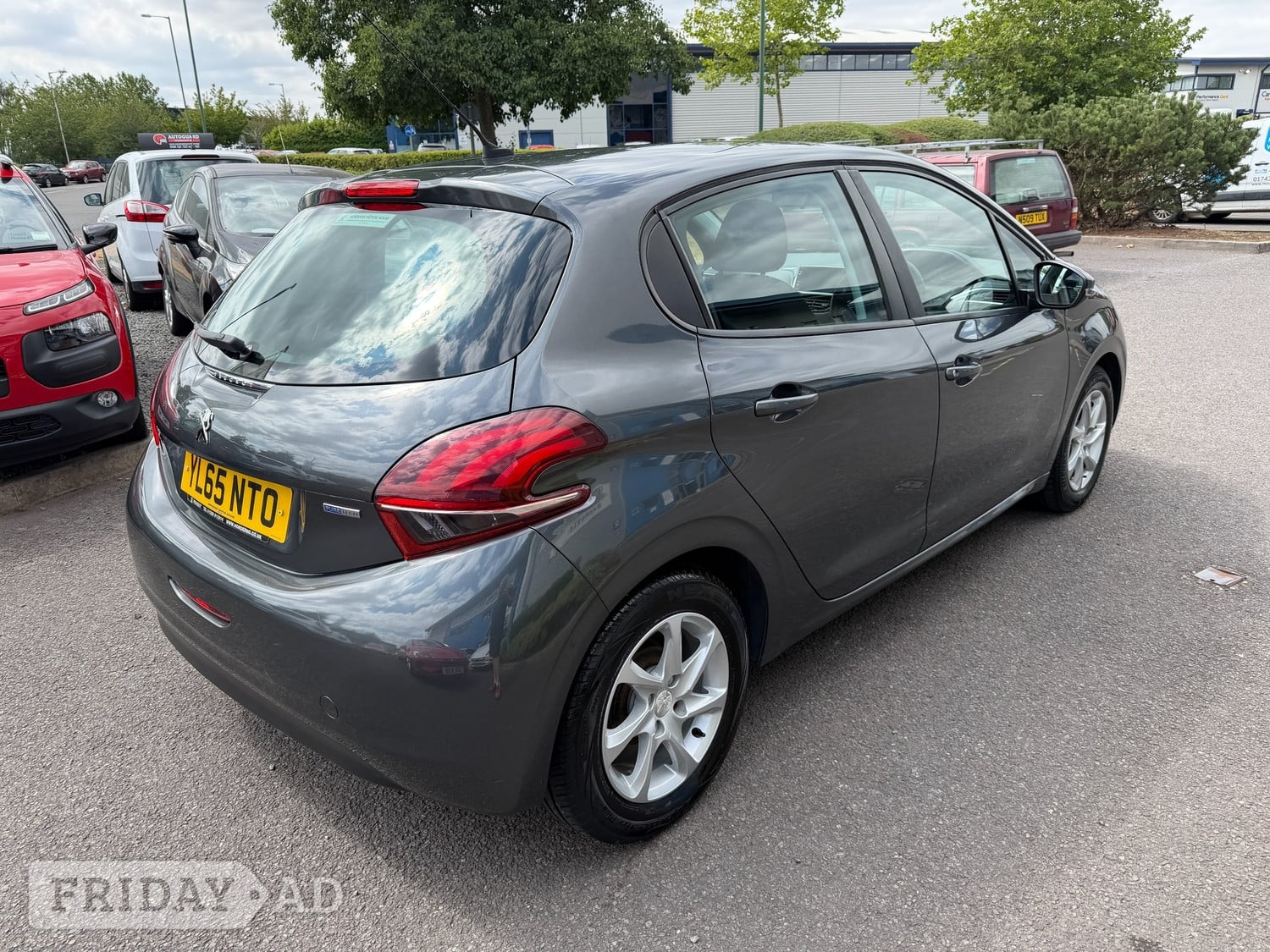 Peugeot 208 2016 - Cars