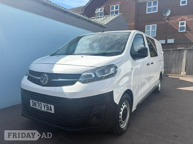 Vauxhall Vivaro 2020 in Southampton