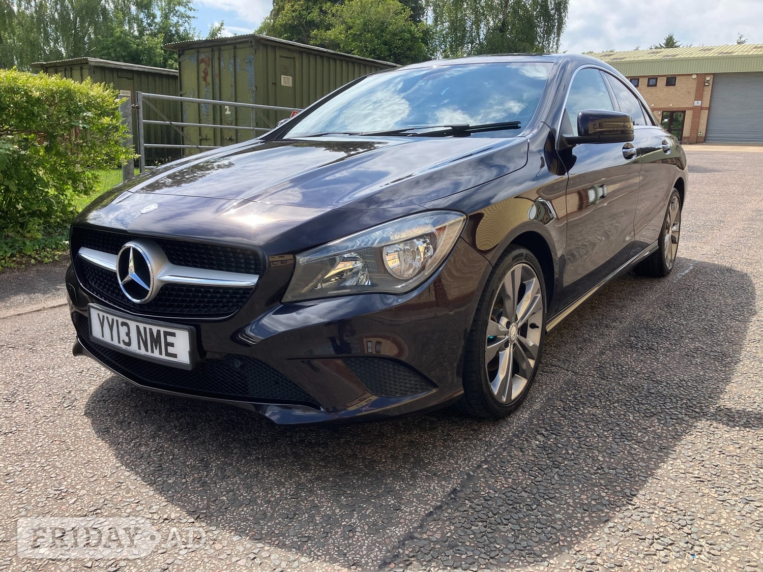 [ berth ]Mercedes-Benz CLA Class