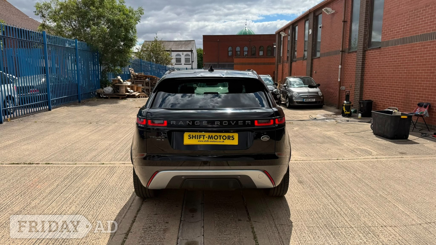 Land Rover Range Rover Velar 2018 - Cars in Leicester
