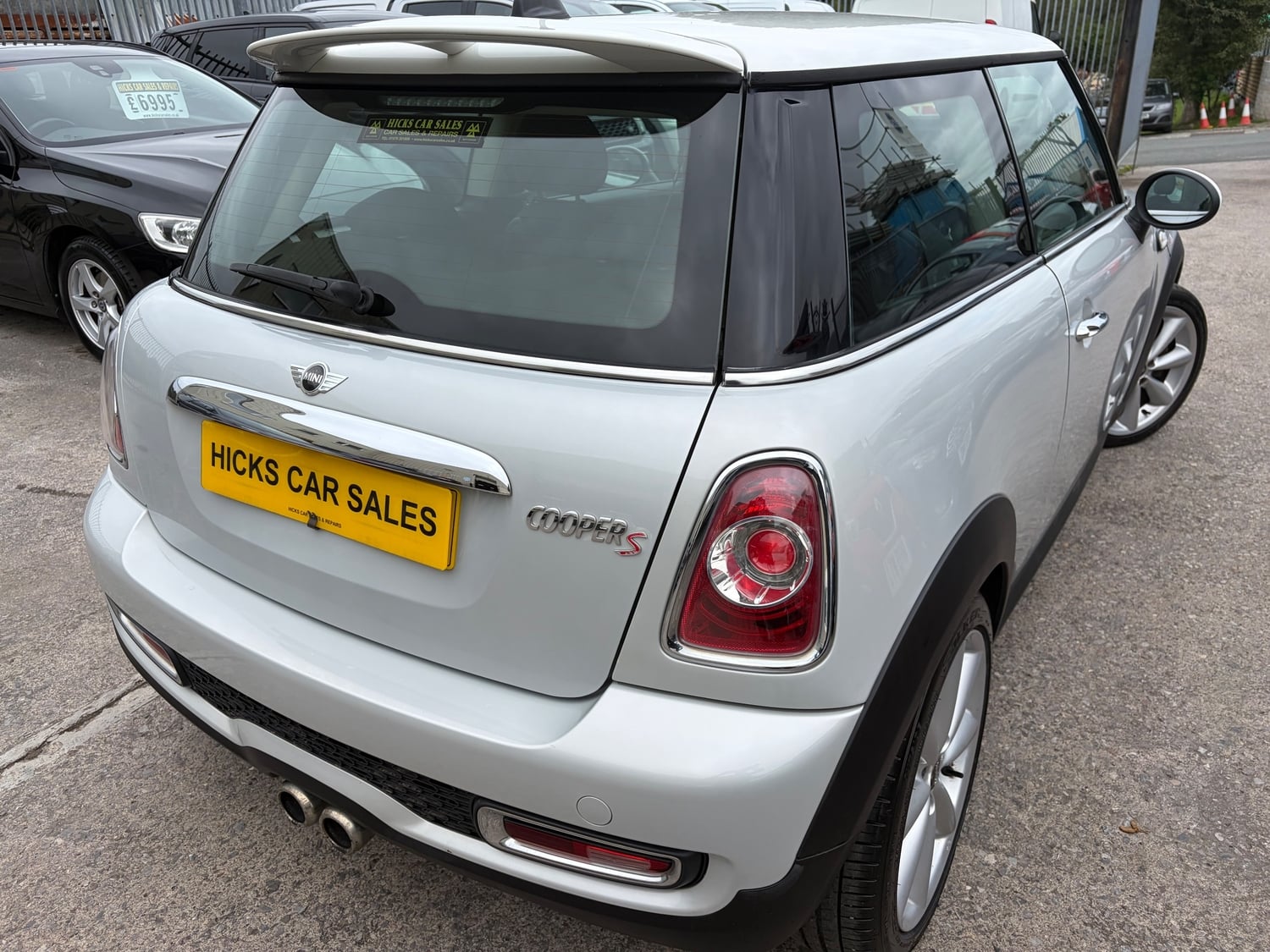 Mini Hatch 2013 - Cars in Liskeard