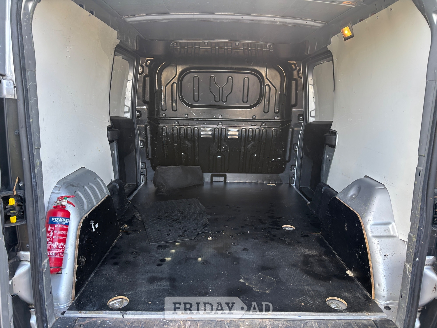 [ berth ]Vauxhall Combo