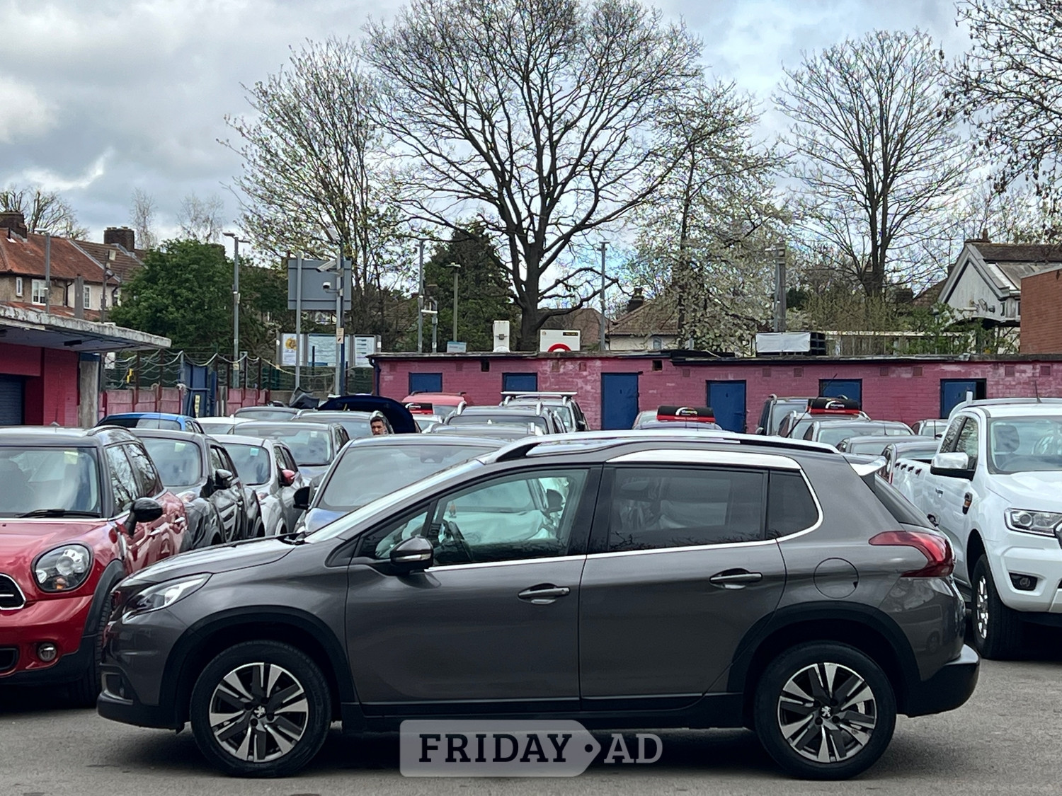 Peugeot 2008 2018 - Cars in Brent