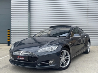 Tesla Model S 2014