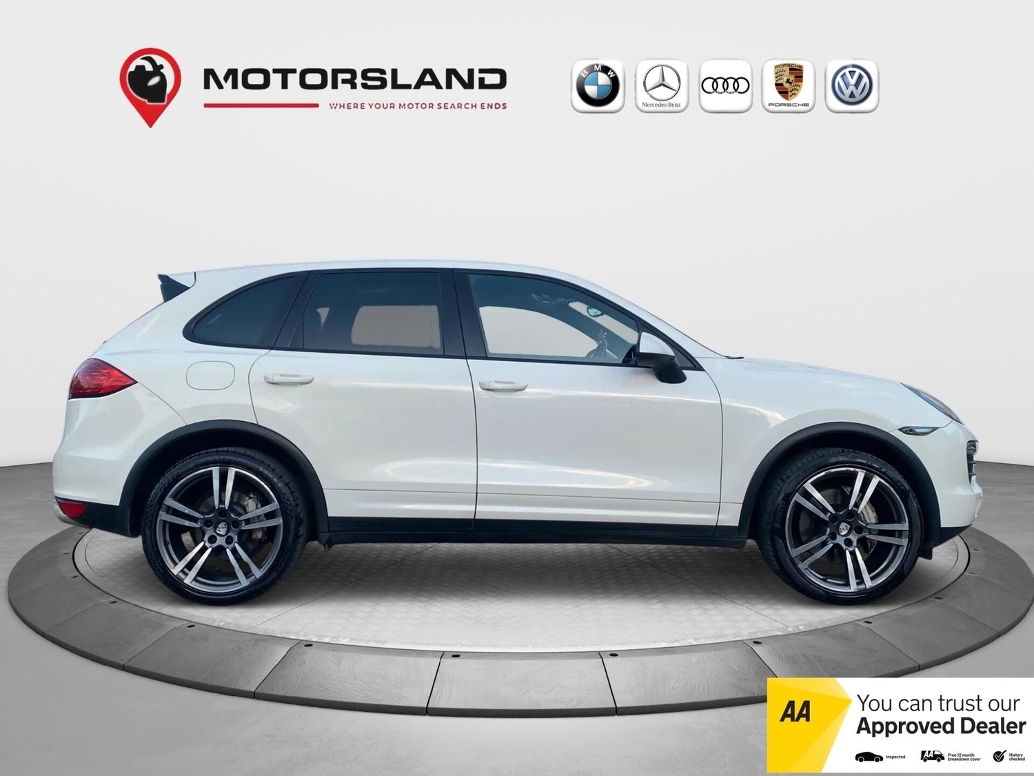 [ berth ]Porsche Cayenne