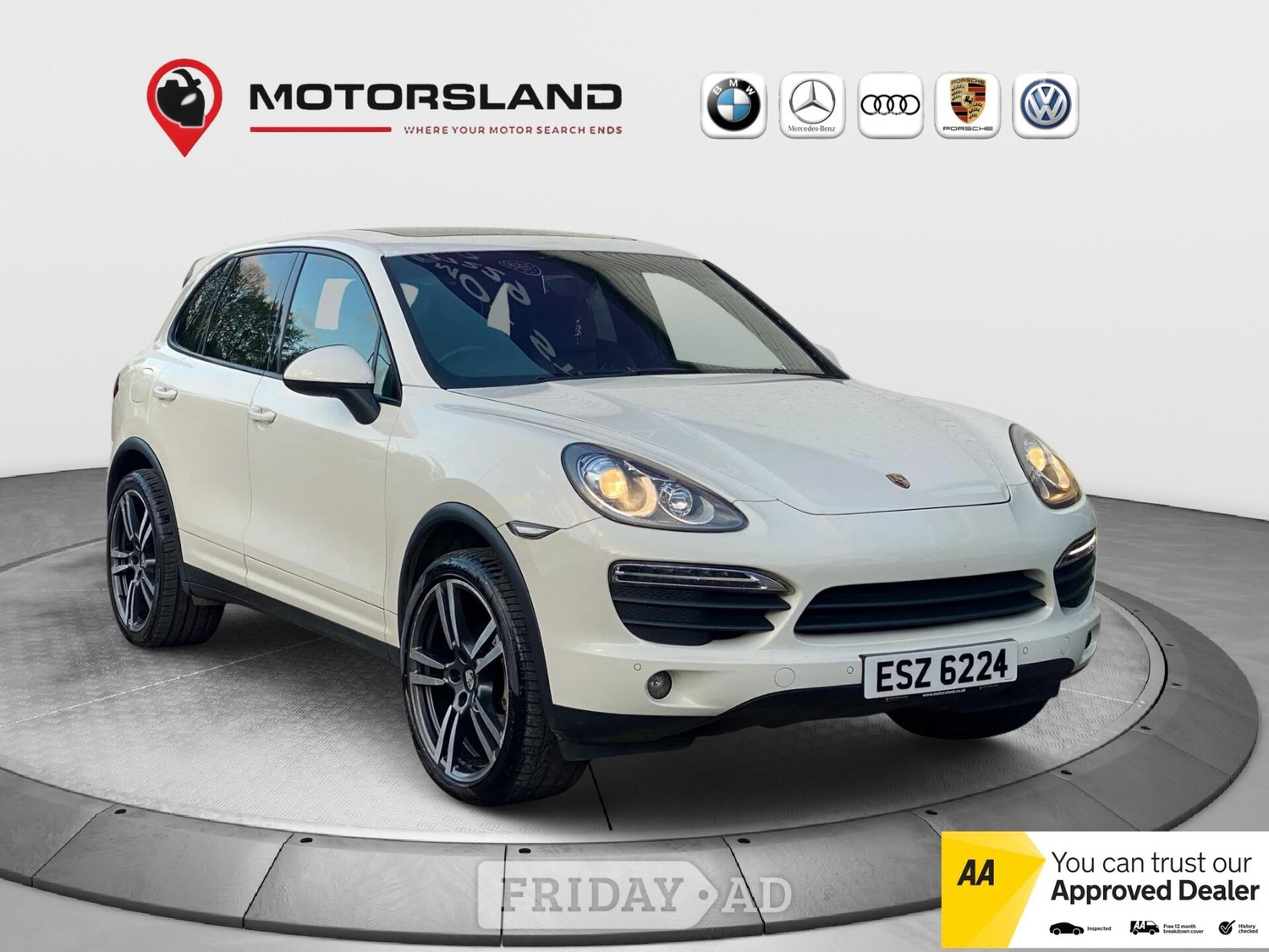 Porsche Cayenne 2011 in Ashford