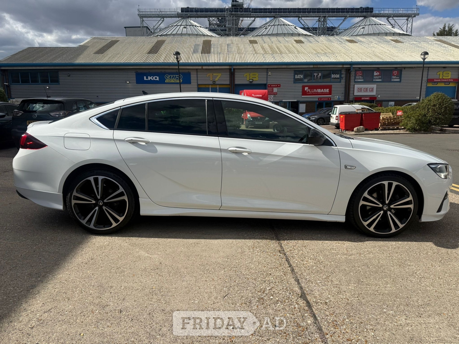 Vauxhall Insignia Bedford