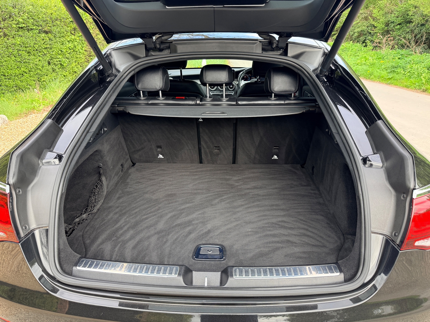 Mercedes-Benz GLC 2019 - Cars