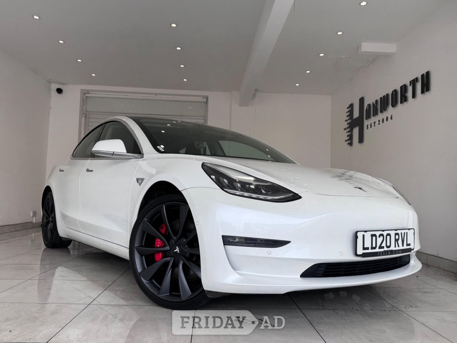 Tesla Model 3 2020 in Hounslow