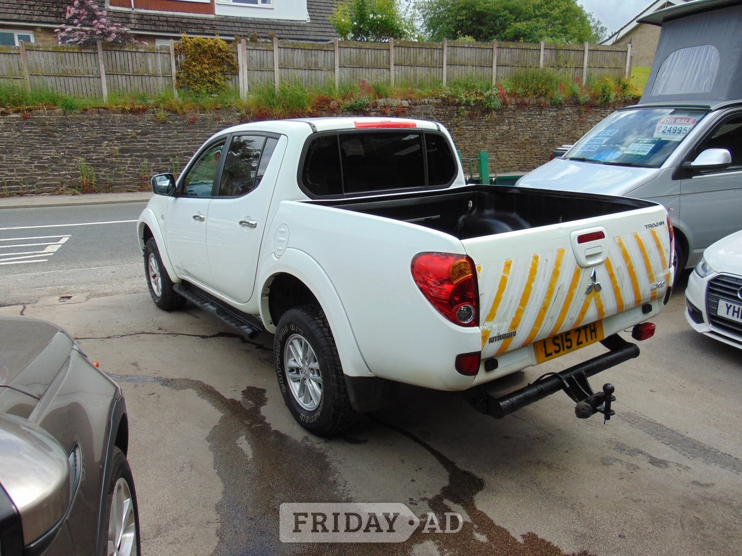 [ berth ]Mitsubishi L200